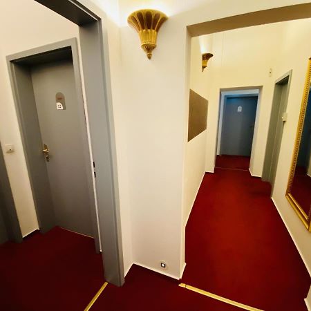 Doppelzimmer Rondell, Direkt Am Alten Strom Ρόστοκ Εξωτερικό φωτογραφία